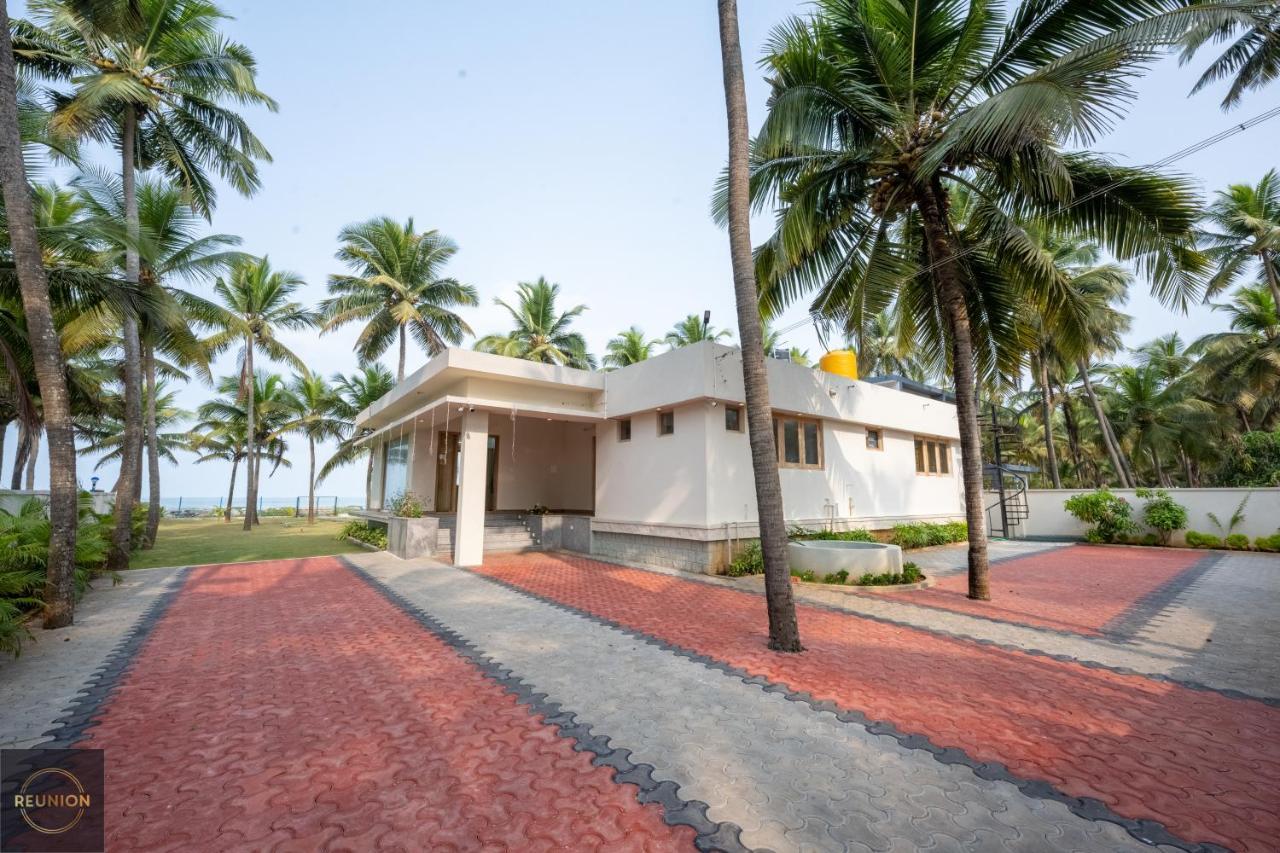 Reunion Ocean Elite - Beach House Udupi Buitenkant foto