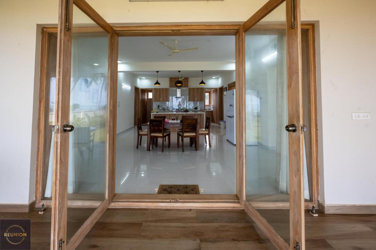 Reunion Ocean Elite - Beach House Udupi Buitenkant foto