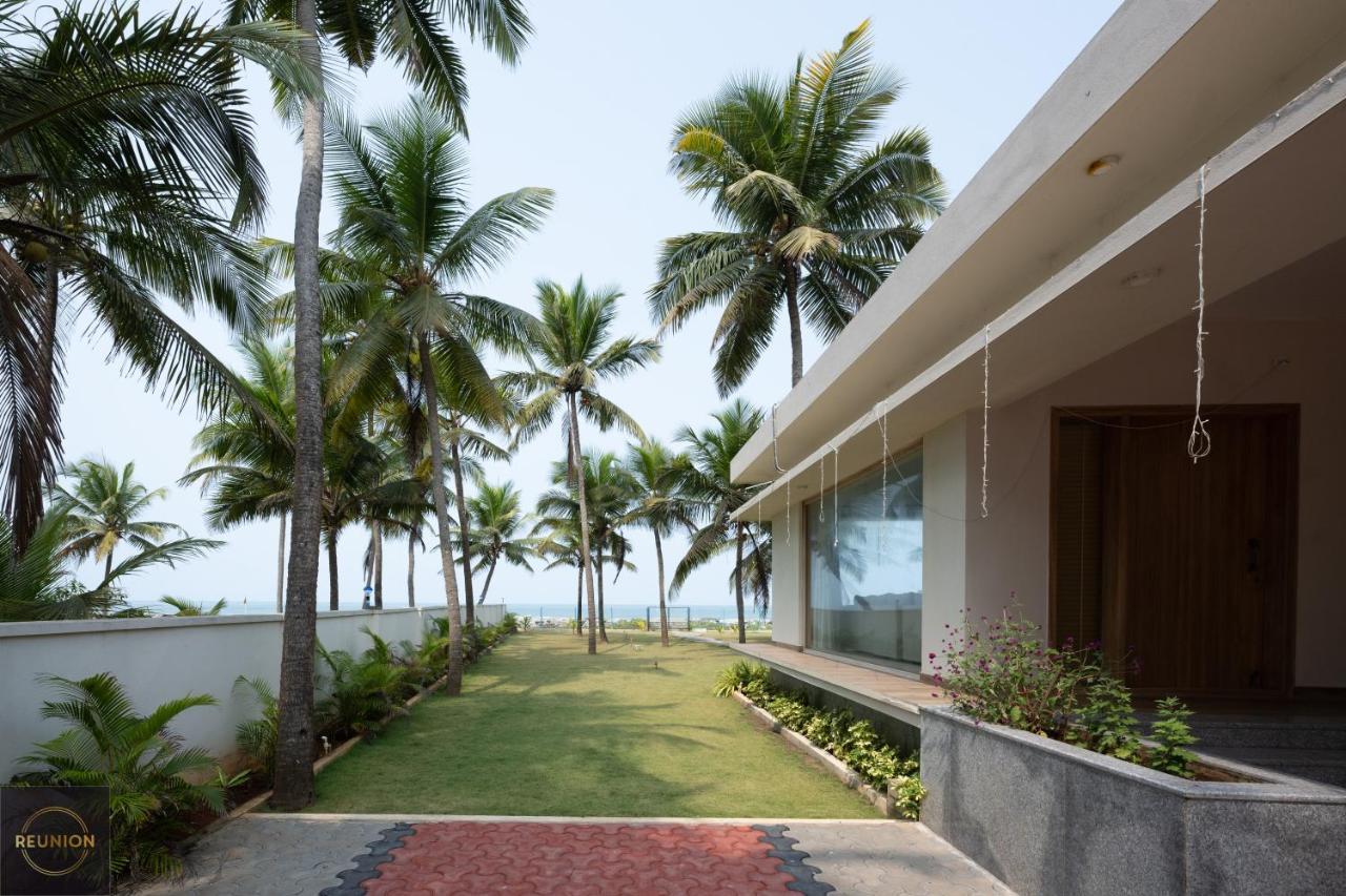 Reunion Ocean Elite - Beach House Udupi Buitenkant foto