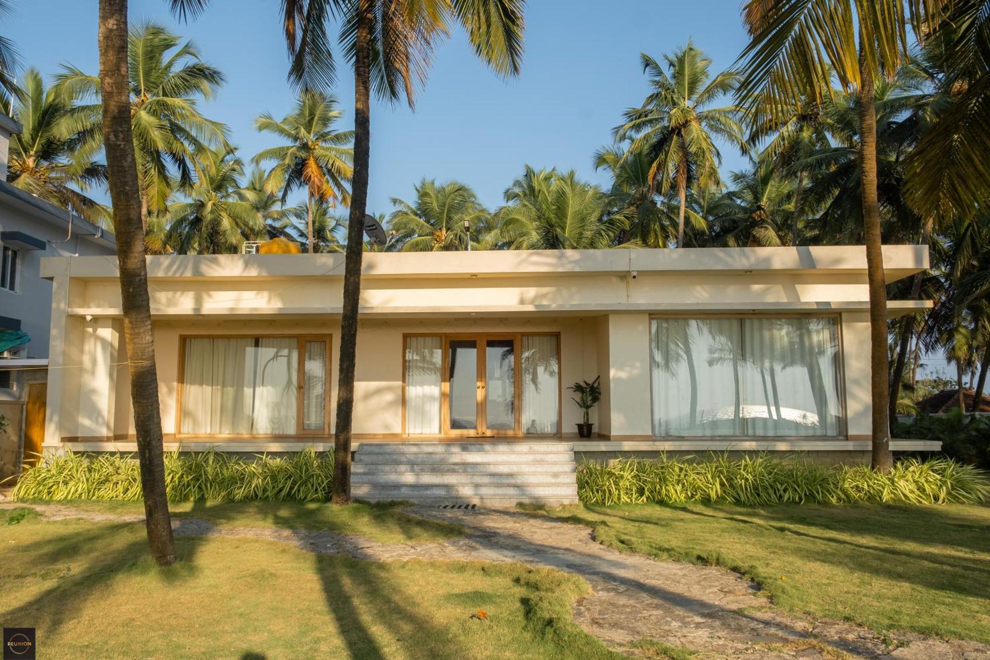Reunion Ocean Elite - Beach House Udupi Buitenkant foto